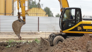 Выкопать яму экскаватором в Майкопе от 940 руб. - 2Землекопа-Мкп 